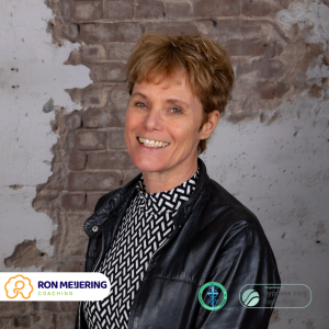 Helga trainer Mindfulness by Ron Meijering